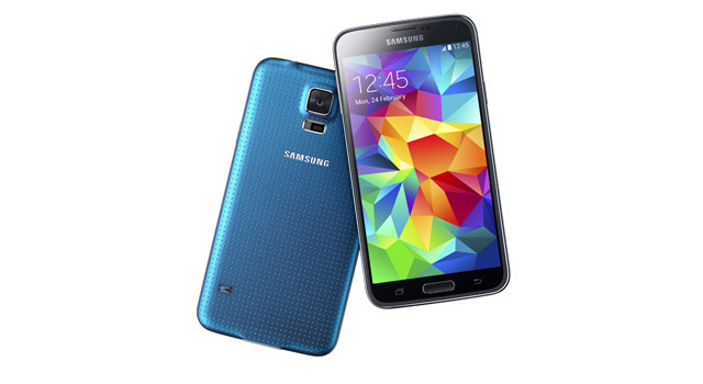 The Samsung Galaxy S5 in Electric Blue Front & Rear